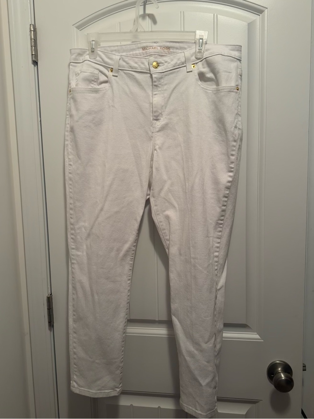 Michael Kors White Slim Cropped Women's Jeans with Gold Accents